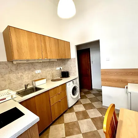 Central Apartment Apartamento